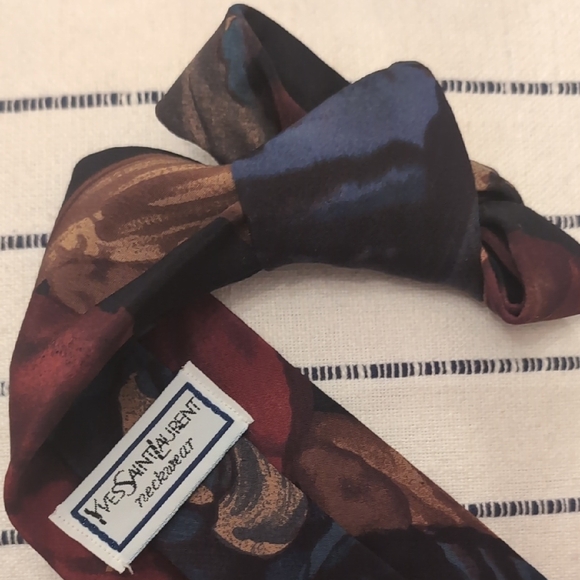 Yves Saint Laurent Men's Multicolor Silk Tie - Picture 1 of 7